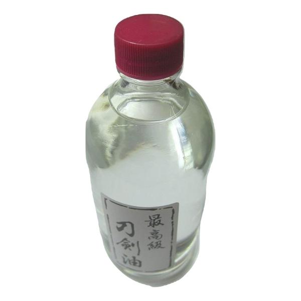 刀剣手入具 特上 刀油 上 店 通販 刀剣手入具 刀油 大 30ml 1個 御刀油 御刀 油 刀剣 真剣 手入れ 用具 模造刀 美術刀 居合刀 居合い刀 刀身 1本 30cc 丁子油