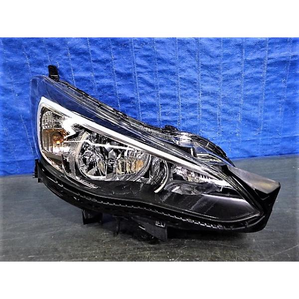 インプレッサスポーツ　GT2右側ライト S1583 インプレッサ スポーツ GT2 GT3 GT6 GT7 前期 右テール LED