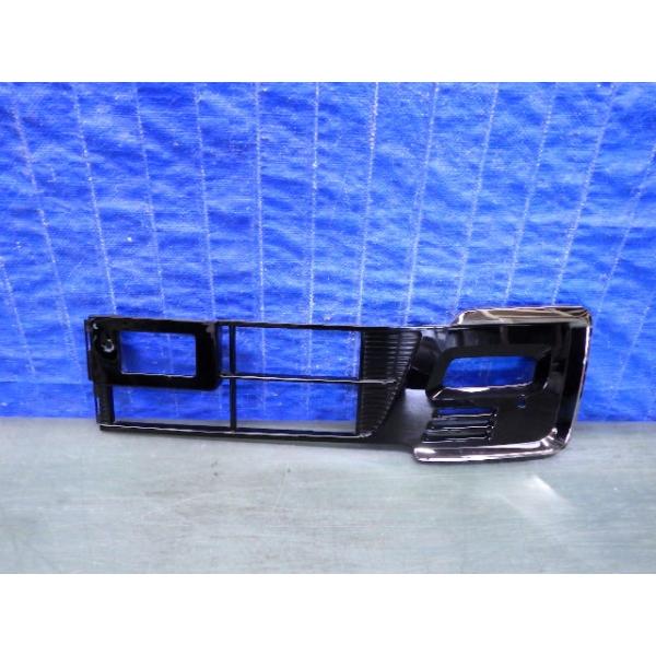 N-BOXカスタム JF3 グリル71108-TTAY-J210-50 (92) v-trust_v202409271437