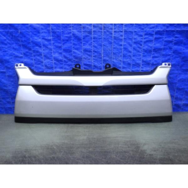 L216 ハイエース 200 後期 4型 標準 グリル 53100-26370/80 53112