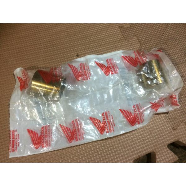 CBX400F GB250 キャリパーピストン2個 45107-MA3-006 未使用 純正