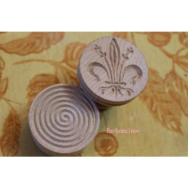 コルツェッティ 木型 ユリの紋章 Buyee Buyee Japanese Proxy Service Buy From Japan Bot Online