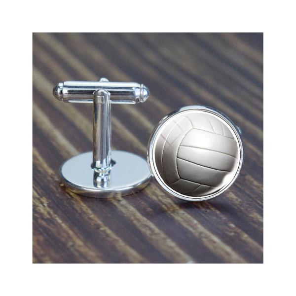 〜商品仕様〜カフスボタンサイズ　ボール部分　直径約１．８センチ　留め具幅　 　　 約１．８センチ箱サイズ　約４センチ×約４センチ×約３センチカフスボタン２個箱１個※箱の色はランダムとなります。〜商品説明〜リアルなバレーボール柄カフスボタン！...