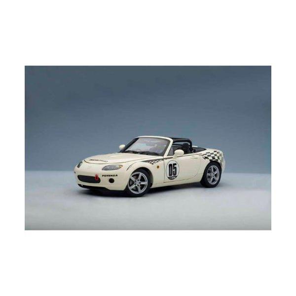 ダイキャストカー マツダ ロードスター NC NR-A No5 1/18