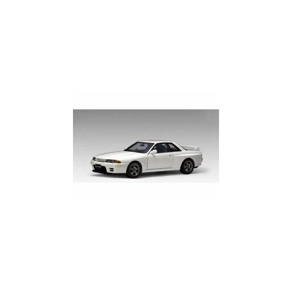 日産 スカイライン GT-R リバティーウォーク 1/18 ホワイト 日産 スカイライン GT-R リバティーウォーク 1/18 ホワイト