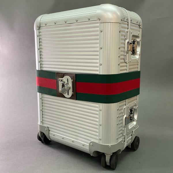 GUCCI グッチ　GGスプリーム　キャリーケース　トラベル c28 【美品】 GUCCI グッチ FPMコラボ ラゲージ ストラップ付