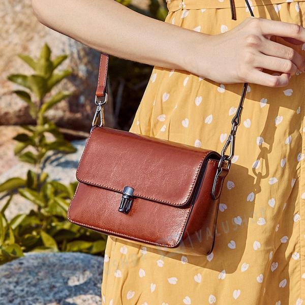 ショルダーバッグ レディース オシャレ カジュアル 本革 大人 シンプル 小さい 手数料無料 無地 デート