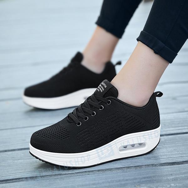 スポーツ シューズ ストア ランニング走れる 靴 おしゃれ 歩きやすい レディース 運動会 厚底 スニーカー 新作