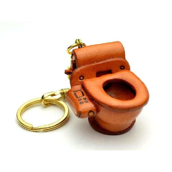 本革製キーホルダー トイレ バンカクラフト 革物語 Vanca Craft レザー 手作り 雑貨 革小物 革製品 便器 かわいい ニミチュア 名入れ可 楽しい革雑貨の贈り物 Vanca Craft 通販 Yahoo ショッピング