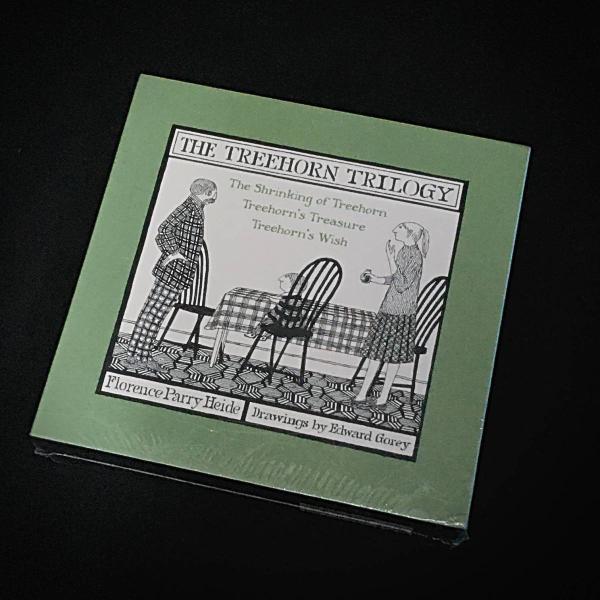 エドワード・ゴーリー 『The Treehorn Trilogy』BOX入り3冊セット