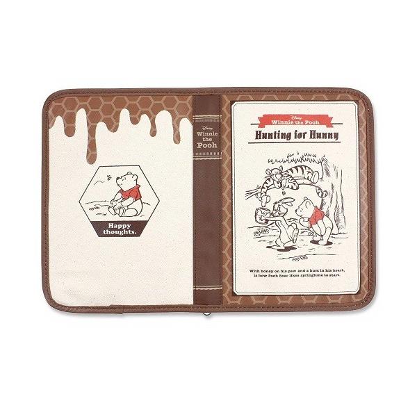 他サイト： クーザ 片面ジャバラタイプ マルチケース ブック型 くまのプーさん DKJB-2506K 保険証・母子手帳・診察券・キャッシュカード等をまとめるのに便利なケース _.の商品画像