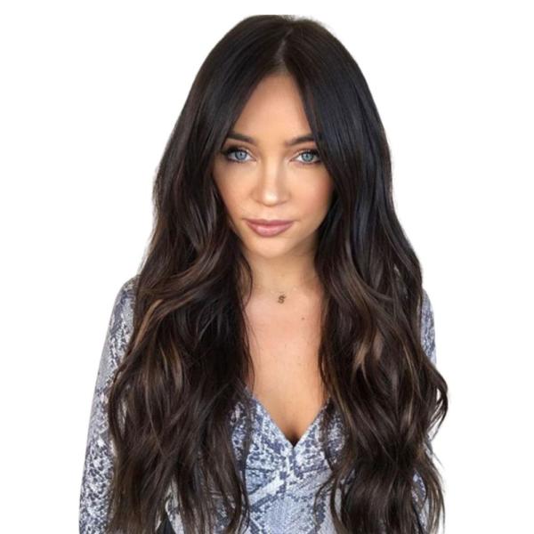 [Release date: May 20, 2022]ブラック＆ブラウンのカールロングウイッグとなります。オシャレにコスプレに！ショートヘア―のあなたもその日の気分でロングヘア―へ髪形を変えてみてはいかがでしょうか？この長さまで伸ばすのは...