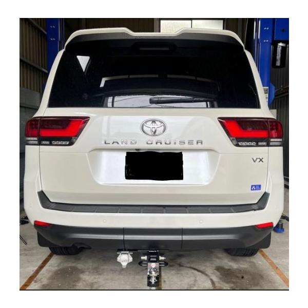 300 ランドクルーザー ランクル ヒッチメンバー フルセット 純正