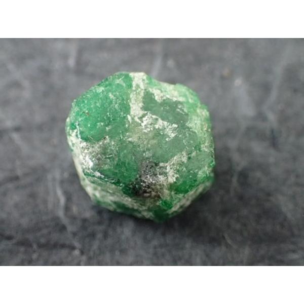 最高品質エメラルド原石 Emerald パキスタン スワート鉱山 産 寸法 15 9x11 6x11 0mm 3g コレクションケース付 Vecstoneclub 通販 Yahoo ショッピング