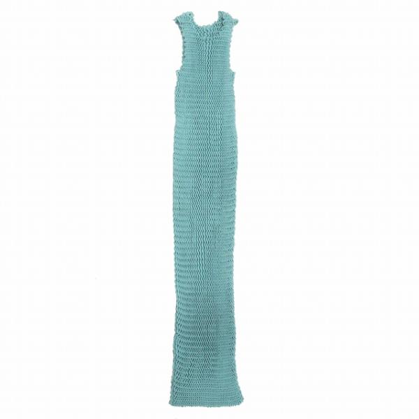 ⭐️極美品⭐️【ISSEY MIYAKE】　ワンピース　レディーストップス　ブラック ⭐️極美品⭐️【ISSEY MIYAKE】 ワンピース レディーストップス