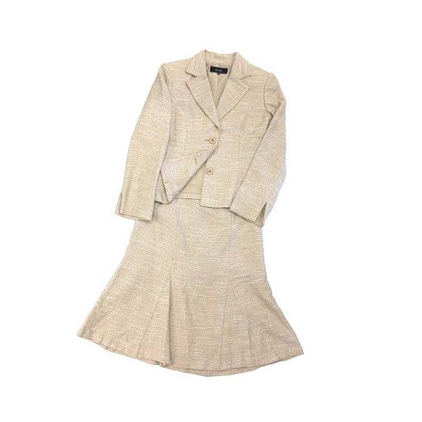クローネ Krone ツイード スーツ ジャケット スカート ベージュ 9AR64 レディース【表記サイズ】9AR64バスト 83ヒップ 91身長 158ウエスト 64【実寸サイズ】ジャケット 肩幅：40cm　ジャケット 身幅：45cm　ジ...