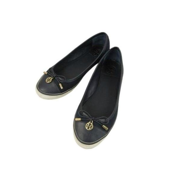 新品未使用✨キルティング Tory Burch ブラック フラットシューズ TORY BURCH（トリーバーチ） キルティングバレエスニーカー ネイビー