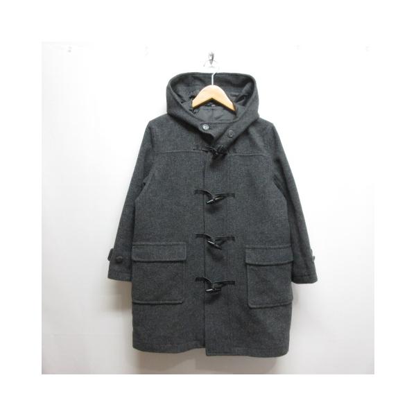 無印良品 良品計画 子供服 ウール混 ダッフル コート 140 ダークグレー 裏地付き キッズ【ブランド】無印良品 良品計画【表記サイズ】140【実寸サイズ】肩幅：40cm　身幅：51cm　着丈：76cm　袖丈：49cm　　【素材】【表地】...