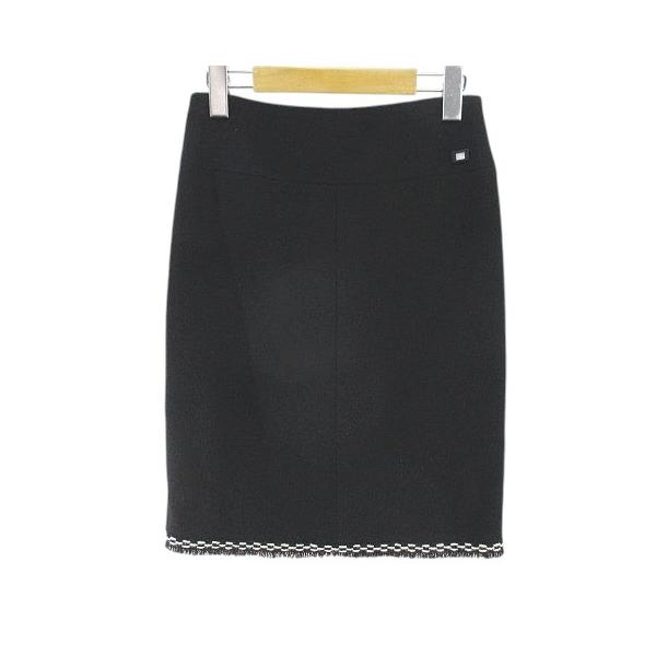 【中古】シャネル CHANEL 04A P24794V15066 M2670 膝丈 タイトスカート スカート CCマーク ココマーク シルク 34 黒 CHANEL（シャネル） CHANEL 04A P24794V15066 M2670 膝丈 タイト
