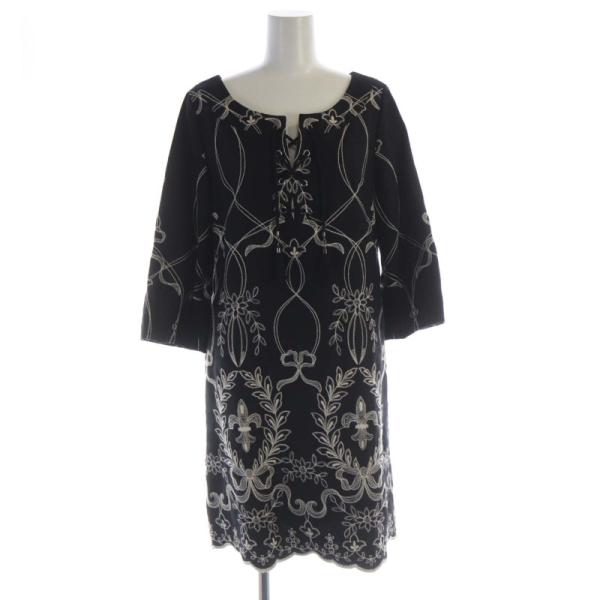 未使用品 グレースクラス タグ付き ワンピース ひざ丈 刺繍 花モチーフ