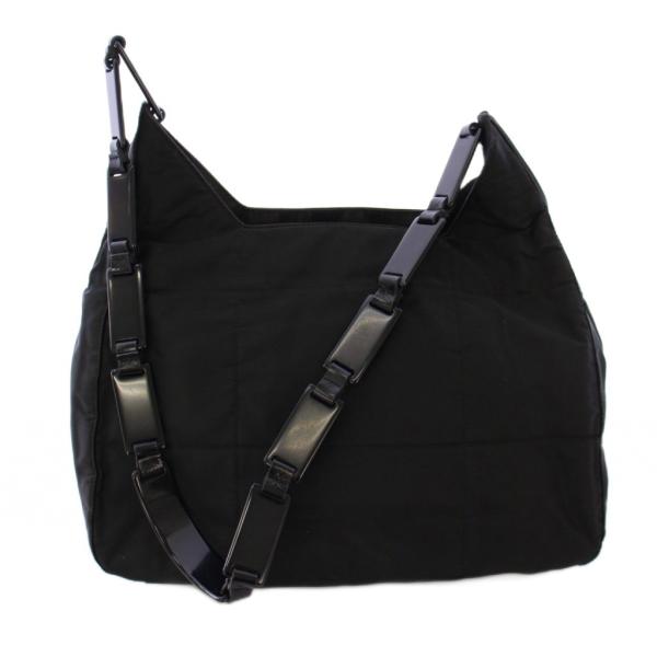 PRADA（プラダ） ショルダーバッグ ナイロン ワンカラー ロゴ 三角