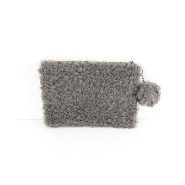 グレー ファー クラッチバッグ vectorpremium_117-202401180141