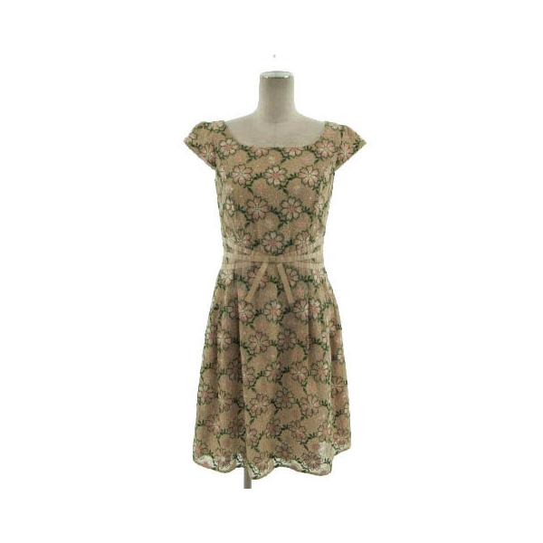 TOCCA トッカベージュ系ピンク花柄刺繍 ノースリーブ ひざ丈ワンピース TOCCA トッカベージュ系ピンク花柄刺繍 ノースリーブ ひざ丈ワンピース