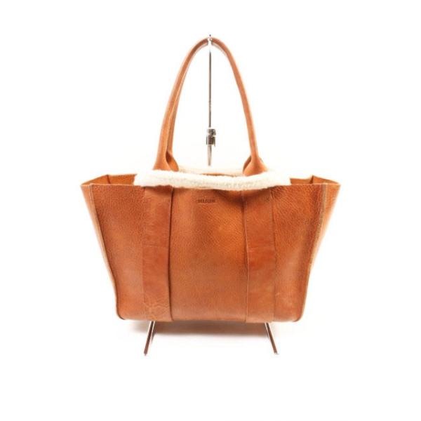 buri♪ さん専用 ISOLE ブラウンレザートートバッグ 未使用タグ付き buri♪ さん専用 ISOLE ブラウンレザートートバッグ 未使用タグ