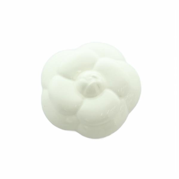 箱付 CHANEL シャネル 小物入れ 陶器 カメリア セット CHANEL（シャネル） カメリア ペーパーウェイト 置物 陶器 白 /MI □OH
