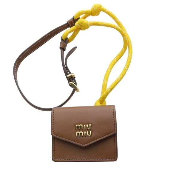 miu ミュウミュウ miumiu レザーxコード トリック ミニポーチ