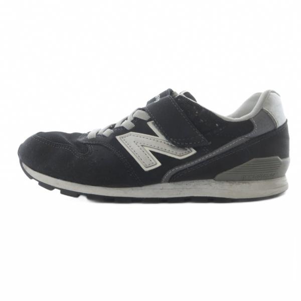 ニューバランス NEW BALANCE YV996BK3 キッズ スニーカー ロゴ 黒 ブラック /SR キッズ【ブランド】ニューバランス NEW BALANCE【表記サイズ】22.5cm【実寸サイズ】最大幅：8.5cm　アウトソール：24...