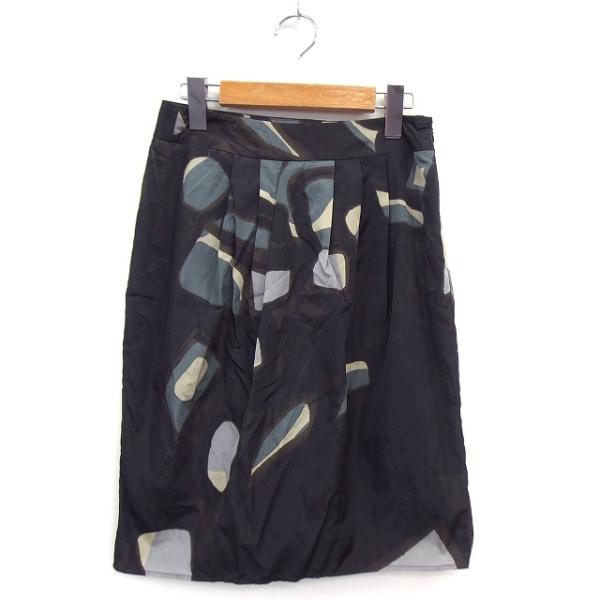 マレーラの台形スカート　新品タグ付き マレーラ MARELLA 台形 スカート 膝上 ミニ シルク混 総柄