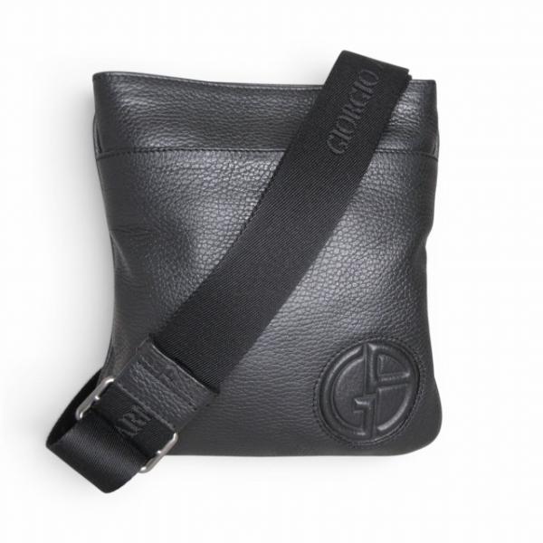 Armani ジョルジオ・アルマーニ　レザーショルダーバッグ ジョルジオアルマーニ GIORGIO ARMANI ショルダーバッグ クロスボディ
