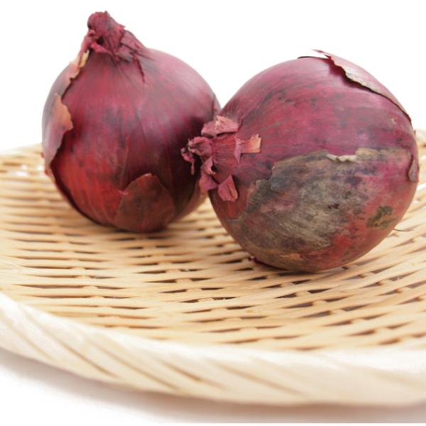 レッドオニオン　200g前後（1〜2個）産地：北海道商品説明：低農薬のレッドオニオンです。辛みが少なく、サラダに新しい彩りを加えてくれます。