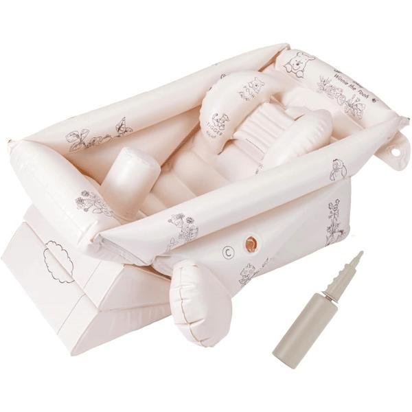 〜新生児の「沐浴」から２歳頃まで。ベビーバスがベビーチェアにへんしん！〜　『３ＷＡＹに簡単変形で長く使えるくまのプーさんのベビーバス！』●専用空気ポンプ付き●シンクでもお風呂場でも使えます。●ソフトブロックと横の空気室でサポートして本体のぐ...