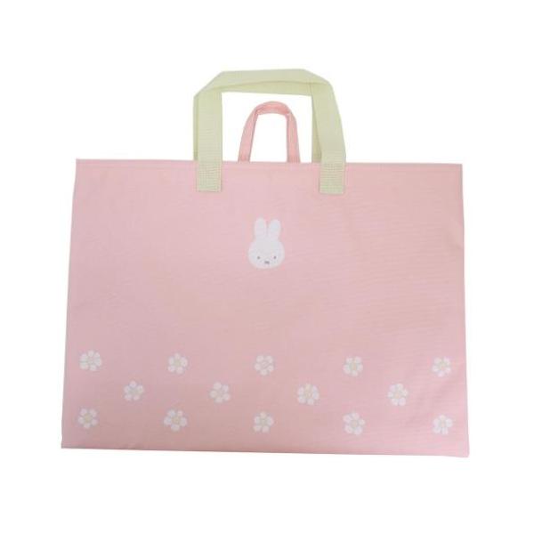 おけいこディックブルーナの人気絵本[miffy/ミッフィーちゃん]から新作キッズ雑貨シリーズが登場こちらはジュニアのお稽古かばんにちょうどいい[レッスンバッグ]学校でのサブバッグ、習い事や塾に行くときに使うバッグとしてぴったりのサイズほかに...