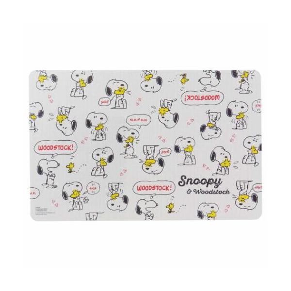 料理 一人暮らし おしゃれ 社会人 生活雑貨大人気[PEANUTS/SNOOPY]のキュートな新作テーブルウェアシリーズこちらは食卓を可愛く彩る[ランチョンマット]軽くて丈夫なポリプロピレン製ですデザインいろいろあるのでお気に入りをさがして...