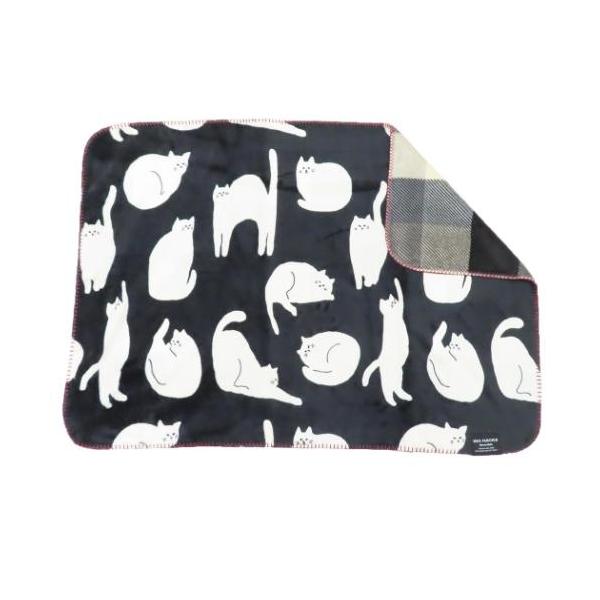 生活雑貨 寝具 ブランケット おしゃれ 一人暮らし 模様替え毎日がもっと楽しくなるキュートなウォーマー雑貨シリーズ両面のプリントがカワイイ[リバーシブルブランケット]気分によって好きな柄を使い分けてもいいねくるっと包まれば暖かくて冬も過ごし...