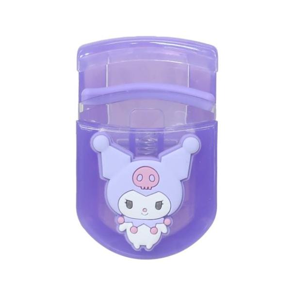 生活雑貨 おしゃれ ファッション お祝い ギフトに 日用雑貨大人気サンリオキャラクターグッズにまたまた可愛いnewアイテム登場こちらはコンパクトで持ち運びに便利な[マスコット付きアイラッシュカーラー]まつげを挟んでくるんとカール替えゴムが1...