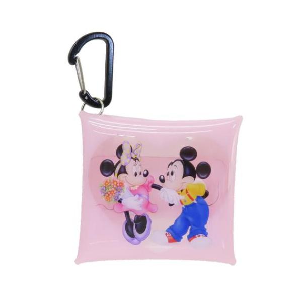 毎日使うものだからこそこだわりを 大人可愛い女性向け雑貨大人気ディズニーキャラクターグッズにまたまた可愛いnewアイテム登場こちらは水濡れや汚れに強い人気の[クリアマルチケース]のSSサイズ裏面のボタンを外せば全面が開いて出し入れしやすいカ...