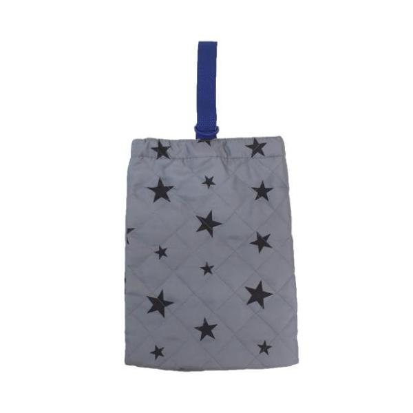 かわいい入学 新学期にぴったりなスクール雑貨シリーズこちらは体育館シューズなどを入れる[シューズバッグ]キルティング素材のママの手作り風がとってもかわいい外側から名前が見えなくて安心な内側にネームタグが付いています同柄の雑貨いろいろあるので...