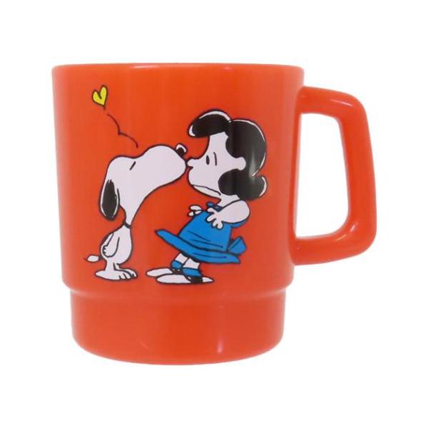 食器 おしゃれ デザイン ギフトに キッチン お祝い 結婚祝い大人気[PEANUTS/SNOOPY]の可愛らしいテーブルウェアシリーズこちらはかわいい[プラスチックマグ Sサイズ]プラスチック製で軽くて割れにくく、お子様でも安心して使えます...