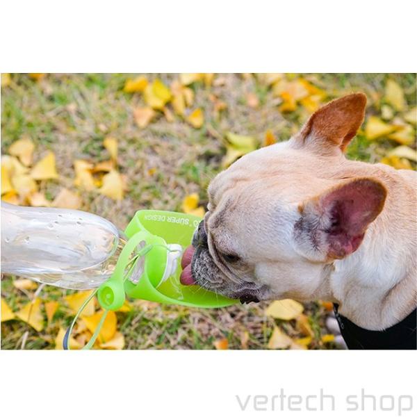 ペット用携帯ボトル おしゃれなウォーターボトル 給水 マナー水 犬 猫 水入れ 水飲み シリコン ボトルホルダー ペットボトル 水筒 お散歩用 Pw 0 Emilino 通販 Yahoo ショッピング