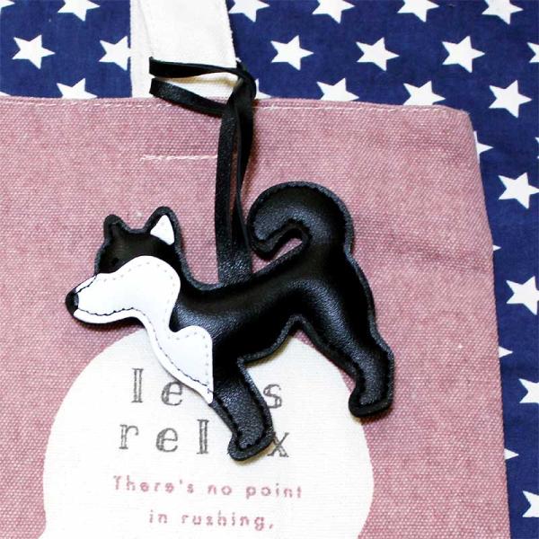 【メール便送料無料】黒柴 柴犬 雑貨 バッグチャーム ハンドメイド PUレザー製 合成皮革 キーホルダー