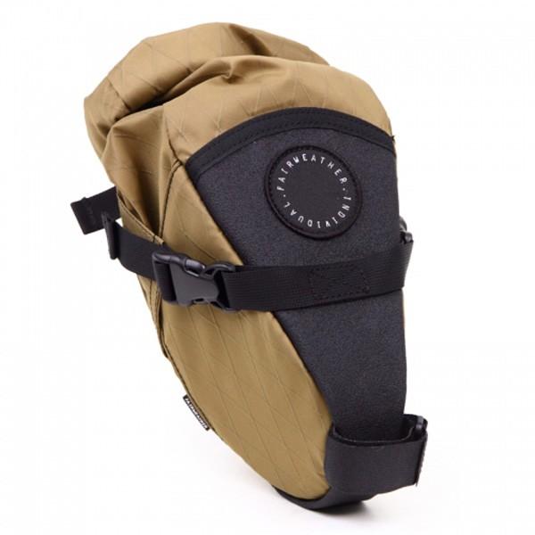 フェアウェザー　seat bag（x-pac）カラー:coyote FAIRWEATHER seat bag x-pac/coyote [フェアウェザー]