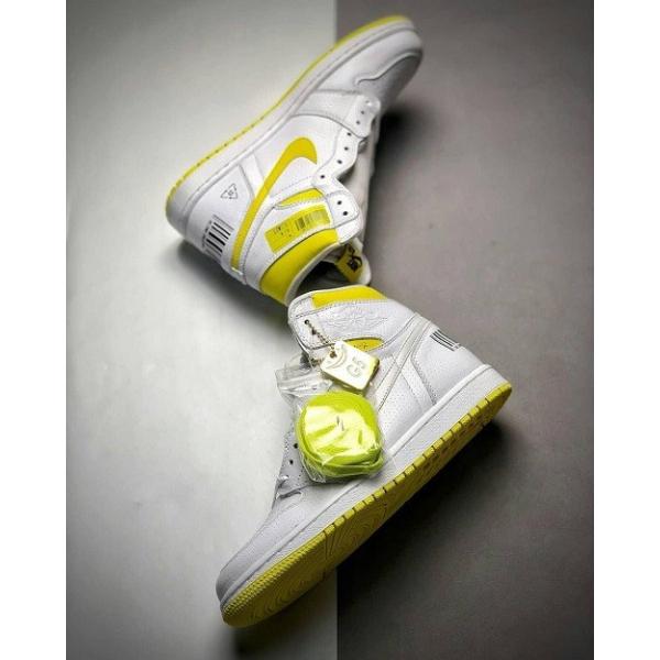 エアジョーダン1 ファーストクラスフライト Nike Air Jordan 1 High Og First Class Flight 正規品 送料込 5550 170 Victoria 通販 Yahoo ショッピング