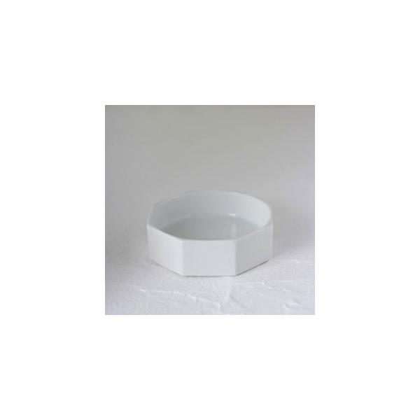 『商品情報』高さ：約3.3cm直径：約11cm『注意事項』画像はあくまでも参考となり、写真ではホワイトレベルを現物同様に写すことができません。PC、携帯の画面によっても実際のカラーとの誤差が生じますのでご了承ください。『アウトレット商品につ...