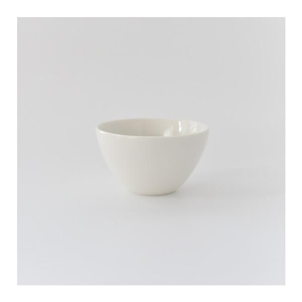 『商品情報』直径：約11.8cm高さ：約6.9cm容量：390ml【注意事項】画像はあくまでも参考となり、写真ではホワイトレベルを現物同様に写すことができません。PC、携帯の画面によっても実際のカラーとの誤差が生じますのでご了承ください。『...