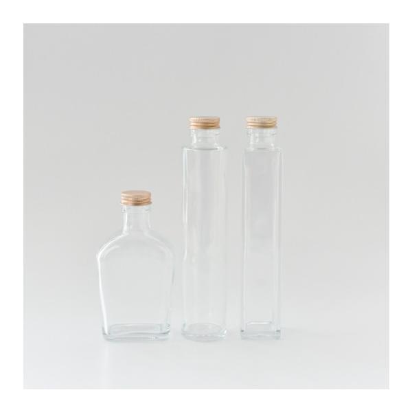 『商品情報』 ★ハーバリウムボトル(円柱)・直径：最大約4.5cm・高さ：最大約21.8cm・容量：満水約225ml★ハーバリウムボトル(角柱)・横幅：最大約4.0cm・高さ：最大約21.8cm・容量：満水約225ml★ハーバリウムボトル(...