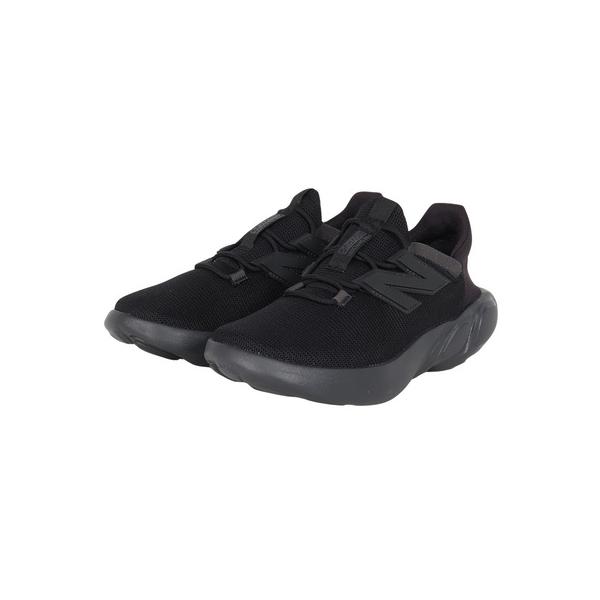 ニューバランス（new balance）（メンズ、レディース）スニーカー スポーツシューズ  フレッシュフォーム リカバリー v4 ブラック MCVRY1DW D